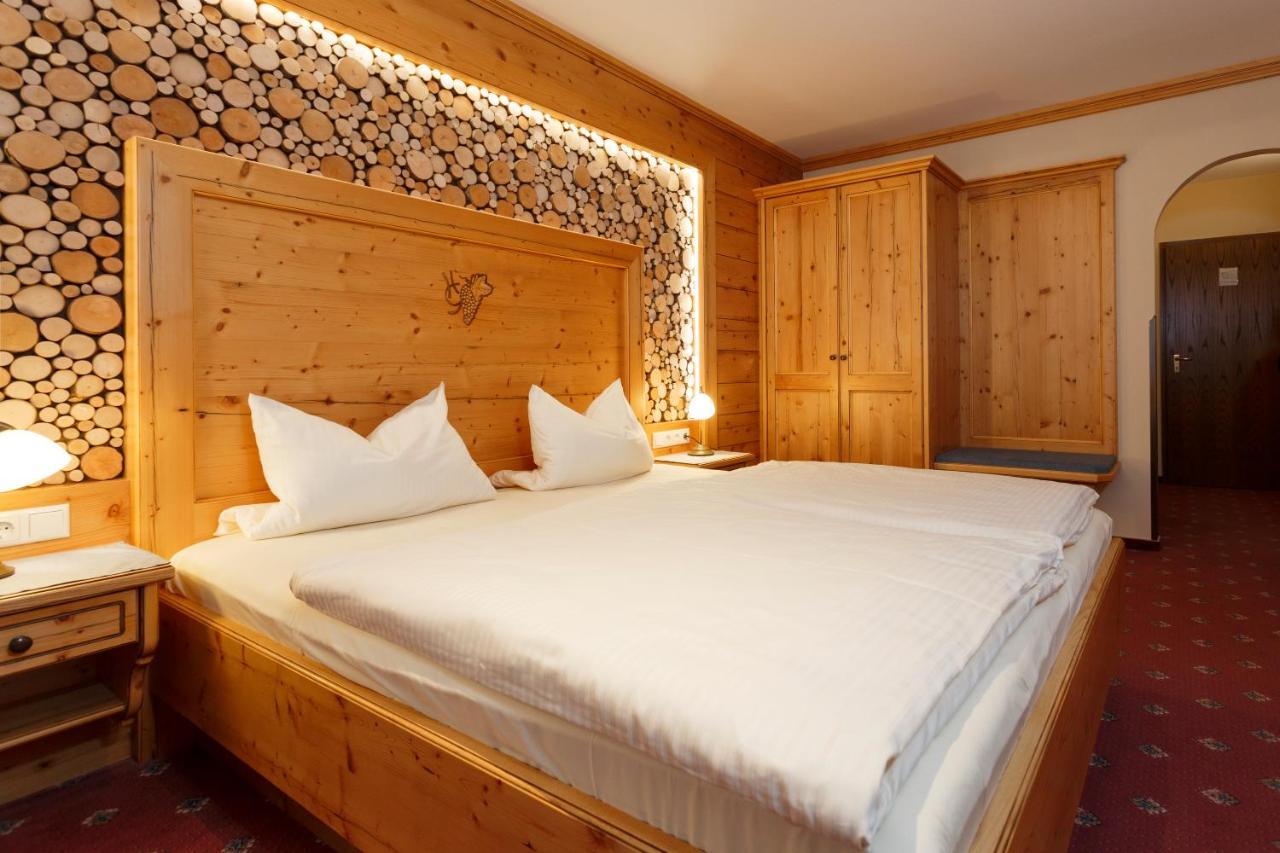 Hotel Gondel Altenkunstadt Екстер'єр фото
