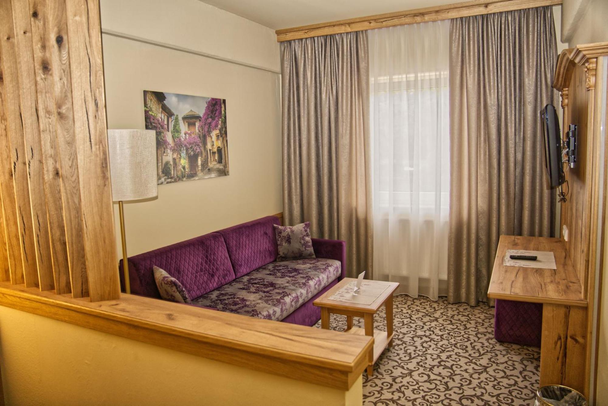 Hotel Gondel Altenkunstadt Екстер'єр фото