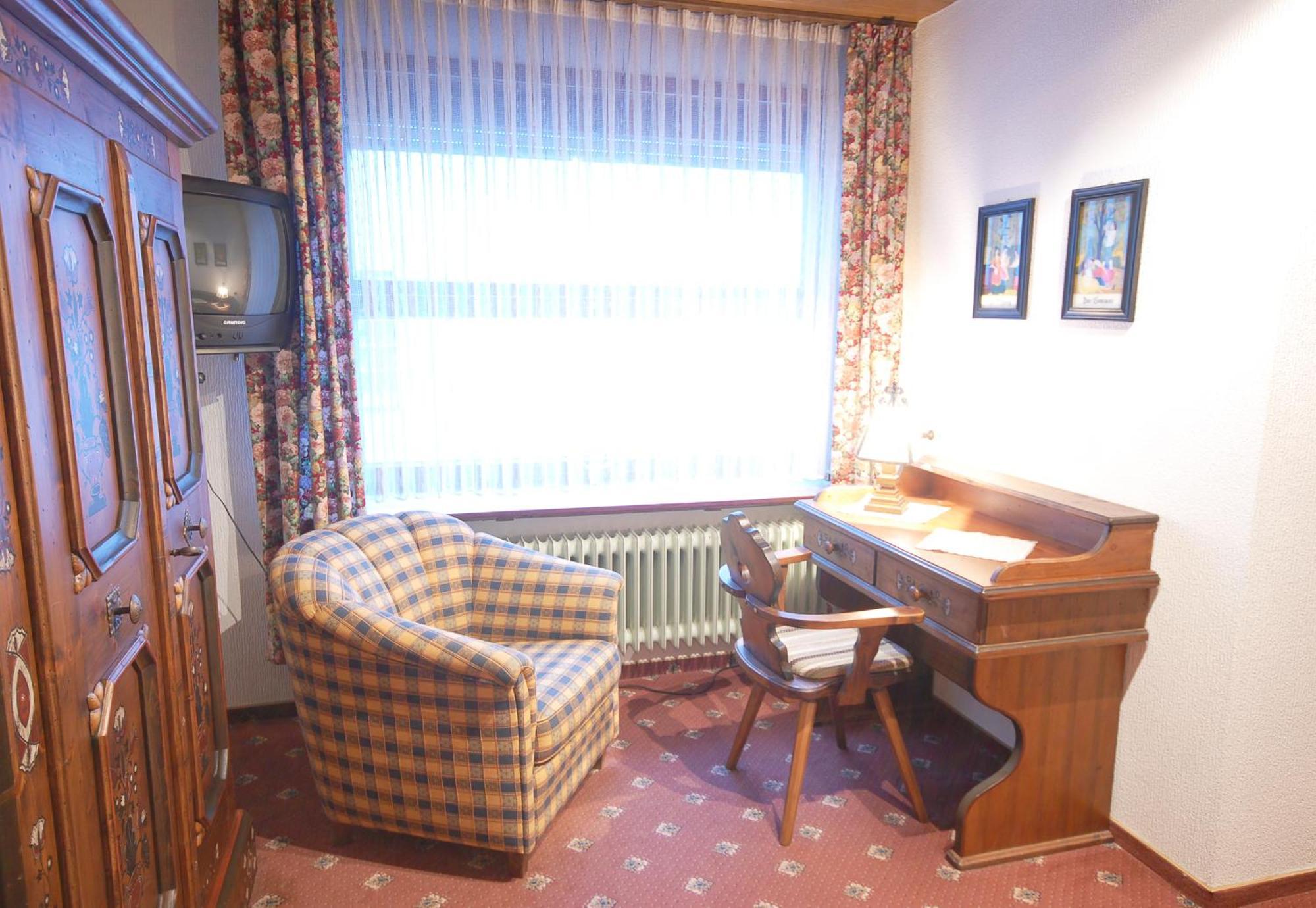 Hotel Gondel Altenkunstadt Екстер'єр фото