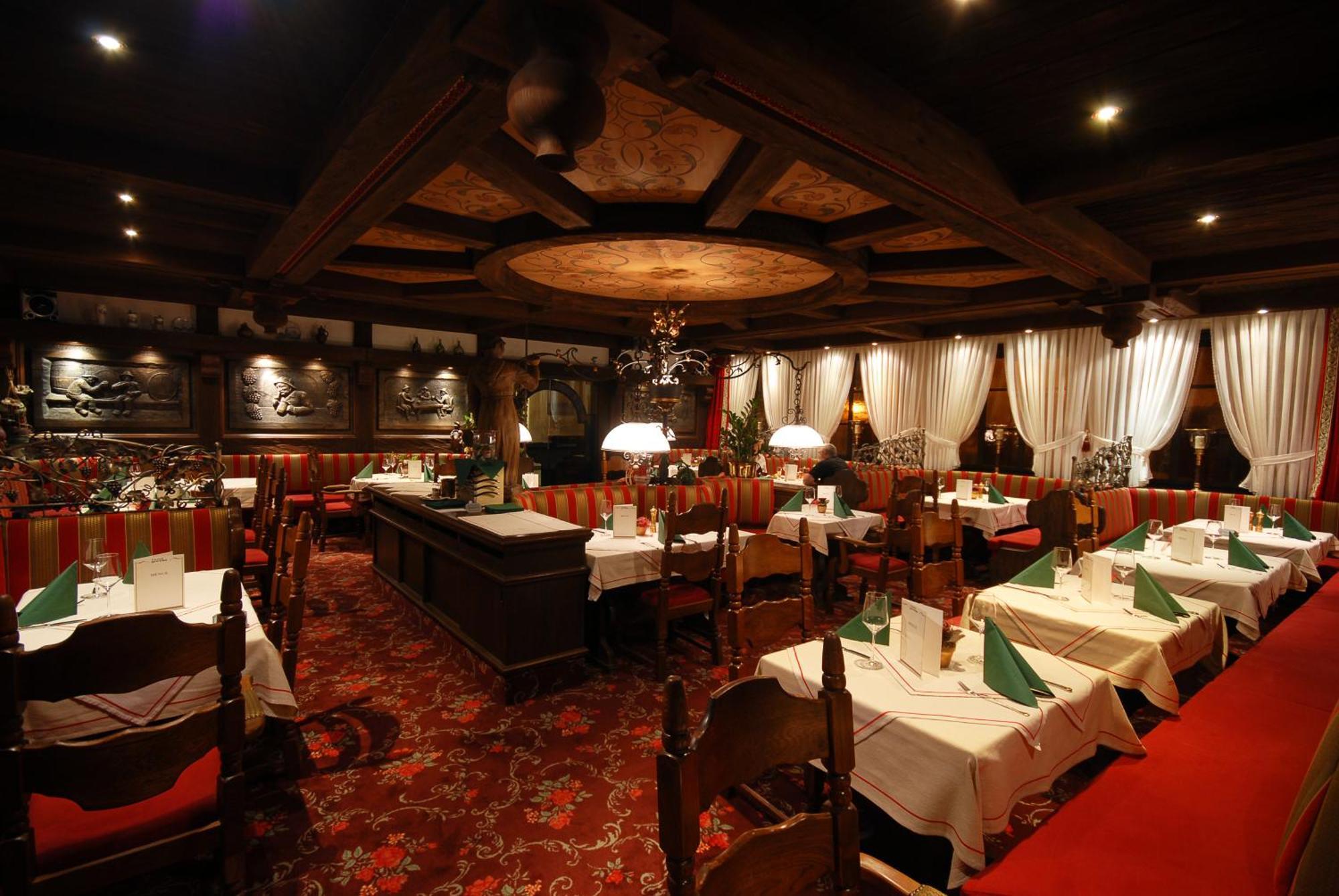 Hotel Gondel Altenkunstadt Екстер'єр фото