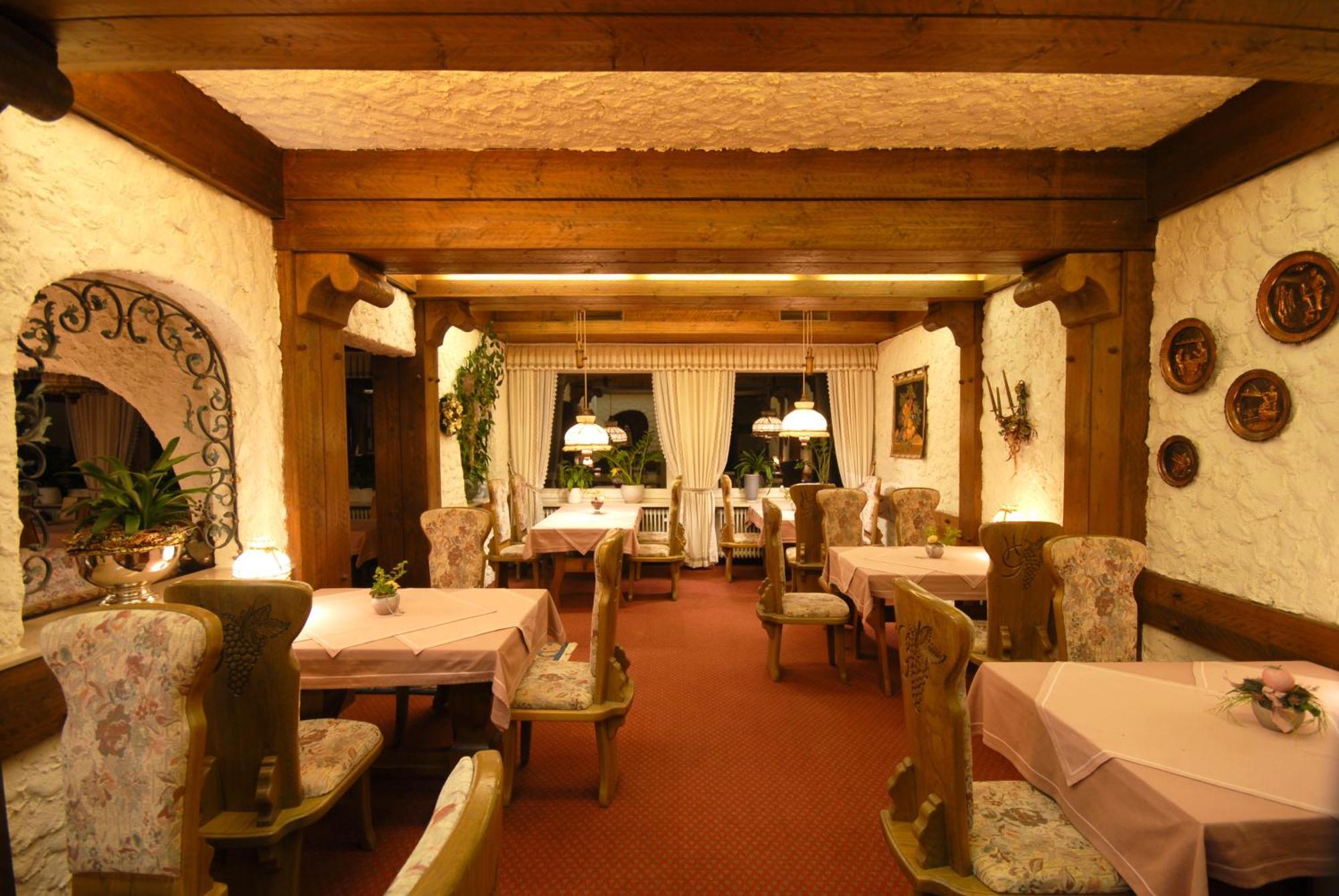 Hotel Gondel Altenkunstadt Екстер'єр фото