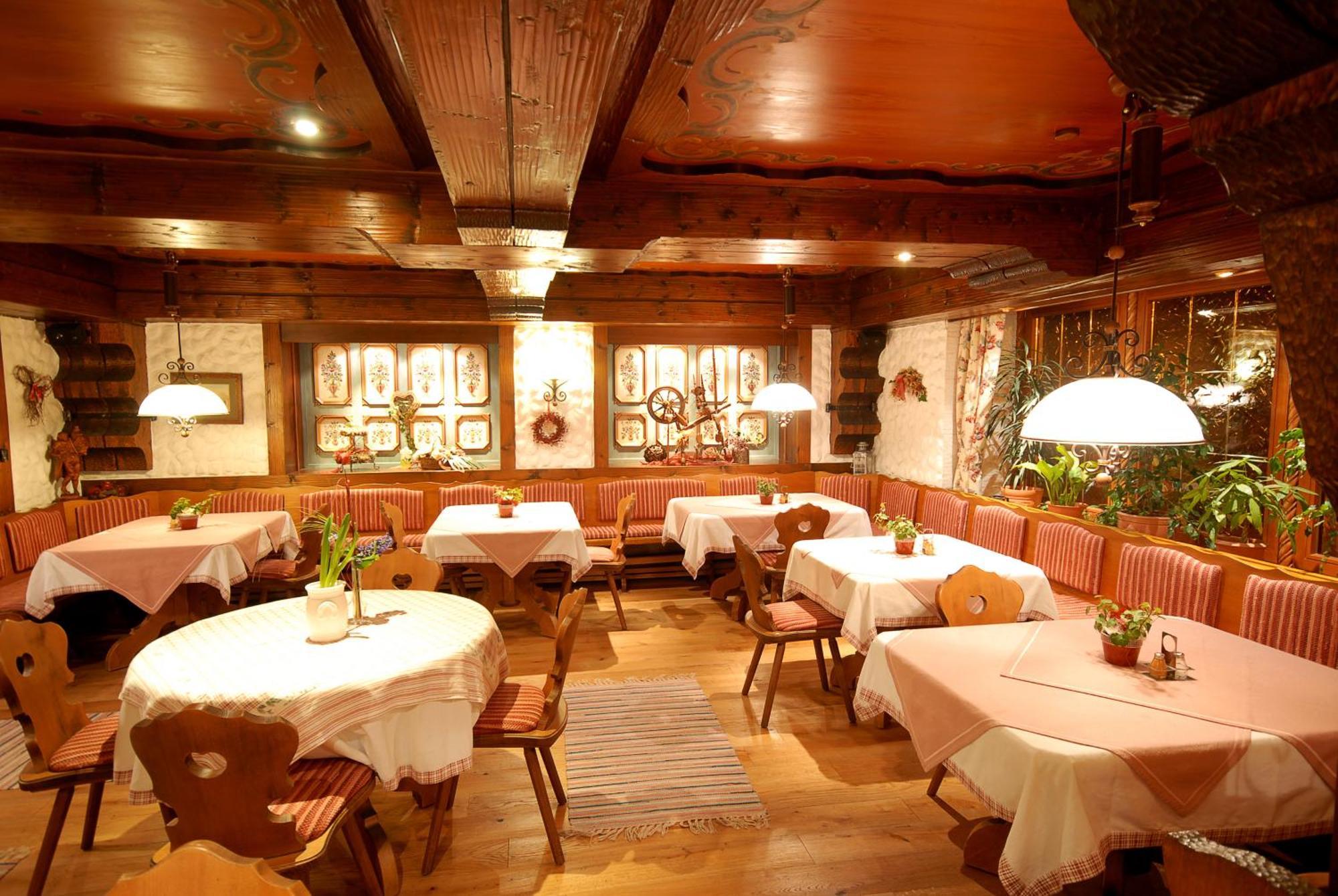 Hotel Gondel Altenkunstadt Екстер'єр фото