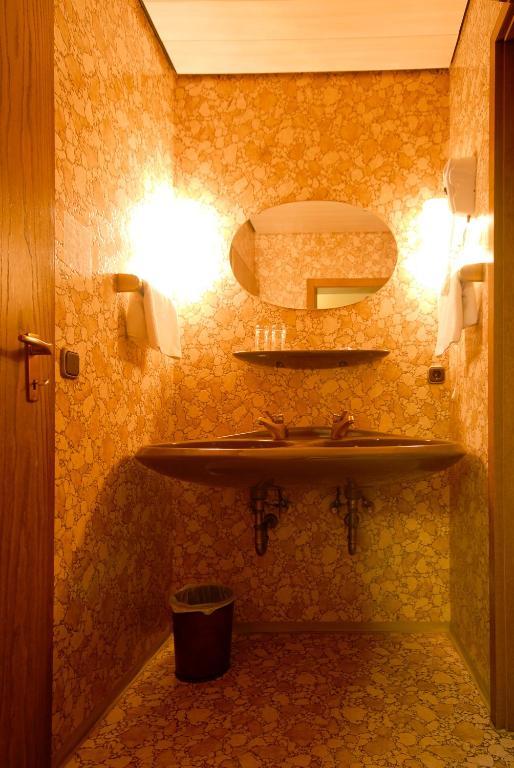 Hotel Gondel Altenkunstadt Номер фото