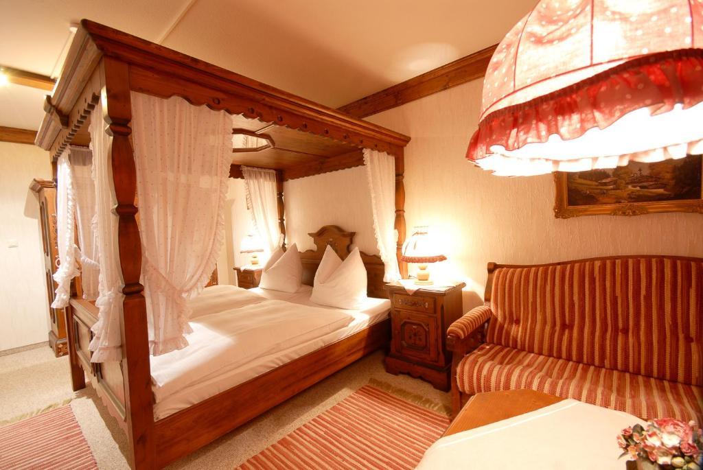 Hotel Gondel Altenkunstadt Номер фото